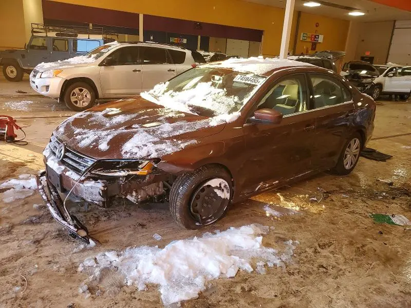 3VW2B7AJ6HM318262