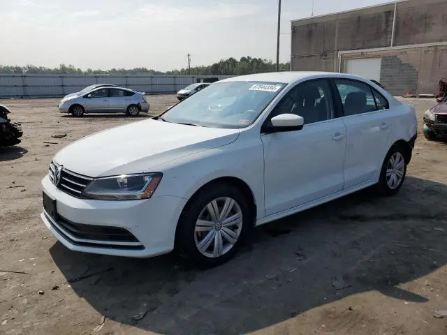 3VW2B7AJ7HM393083