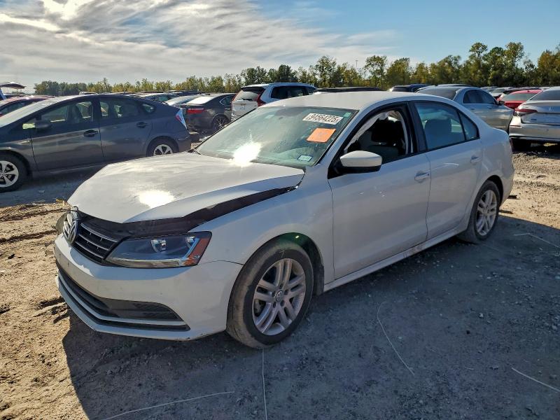3VW2B7AJ7JM248311