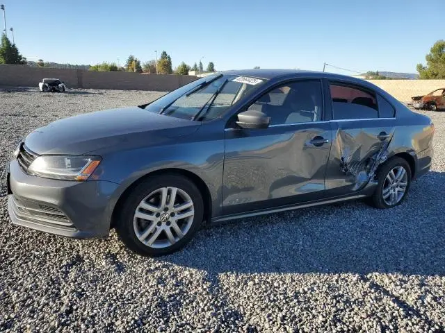 3VW2B7AJ8HM211021