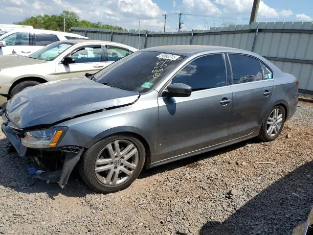 3VW2B7AJ8HM229065