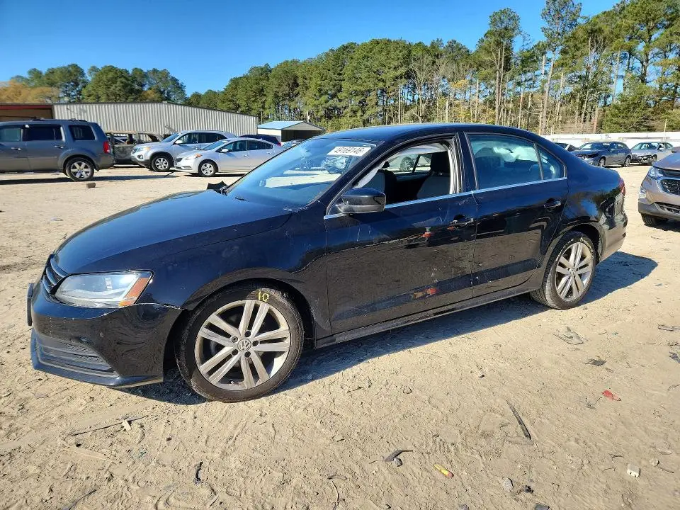 3VW2B7AJ8HM247730
