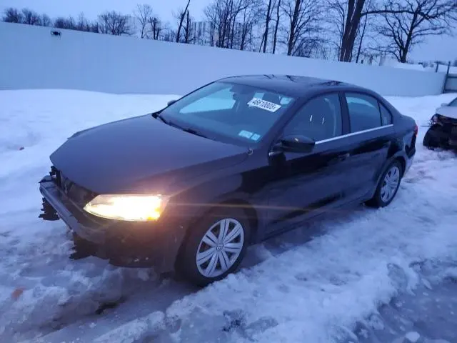 3VW2B7AJ8HM252586
