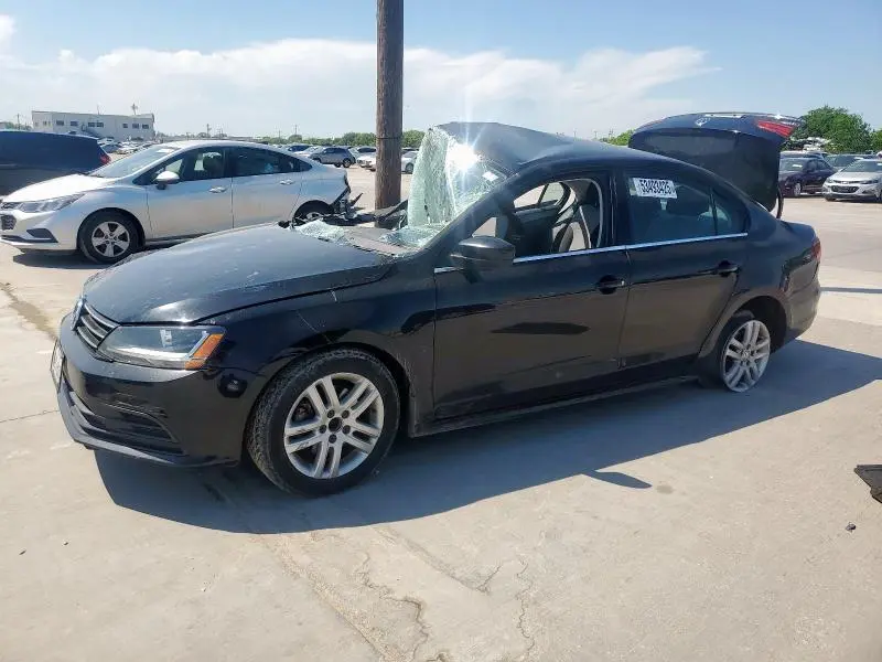 3VW2B7AJ8HM308445