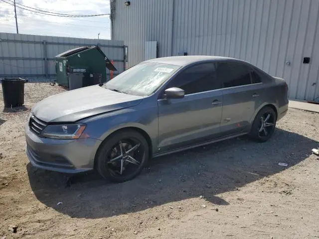 3VW2B7AJ8HM331773