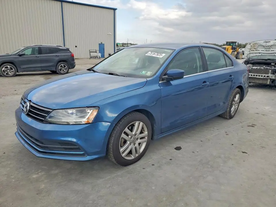 3VW2B7AJXHM224725