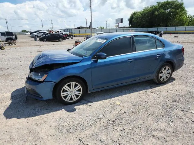 3VW2B7AJXHM256185