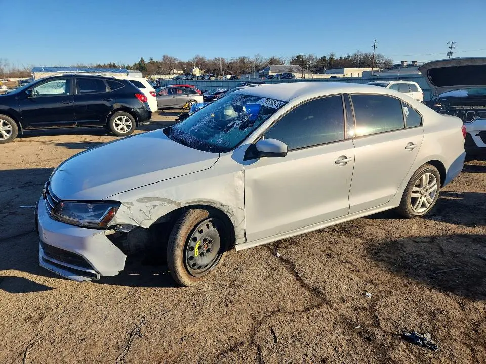 3VW2B7AJXJM258461