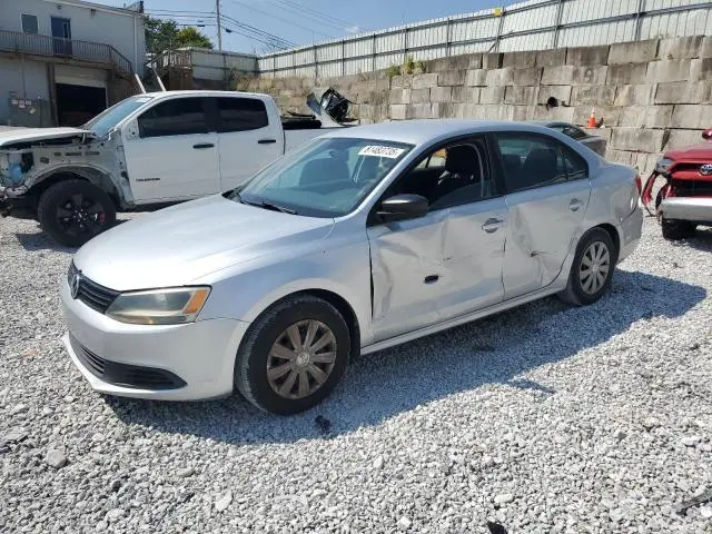 3VW2K7AJ0CM468389