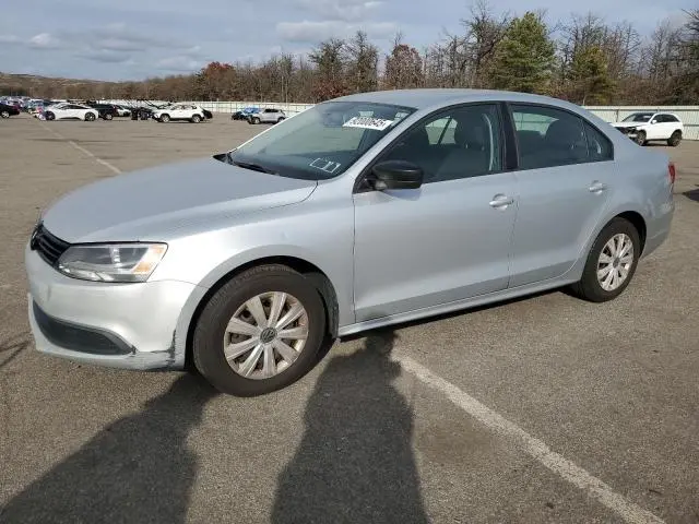 3VW2K7AJ0EM430812