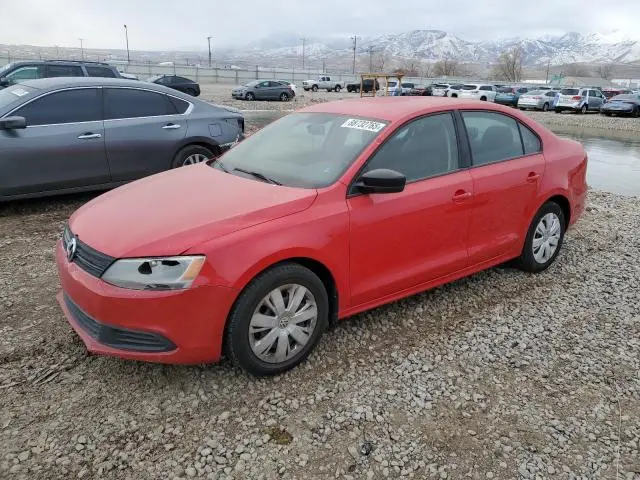 3VW2K7AJ2CM390682