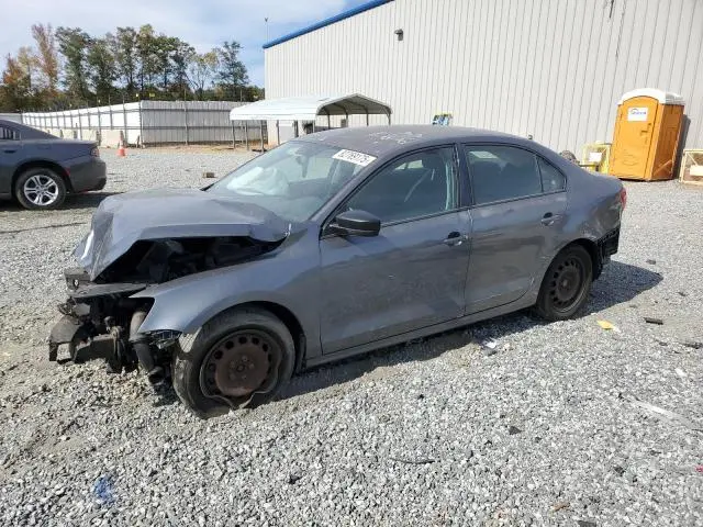 3VW2K7AJ2CM392027
