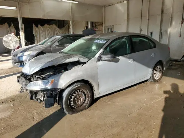 3VW2K7AJ2DM258457