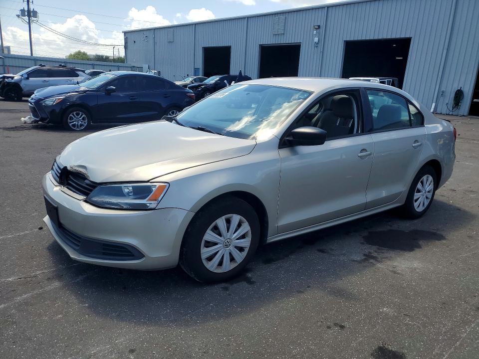3VW2K7AJ2EM298815