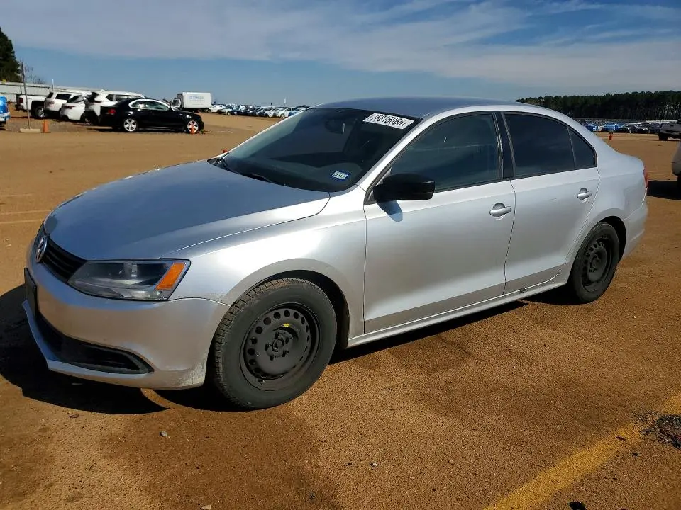 3VW2K7AJ2EM301034