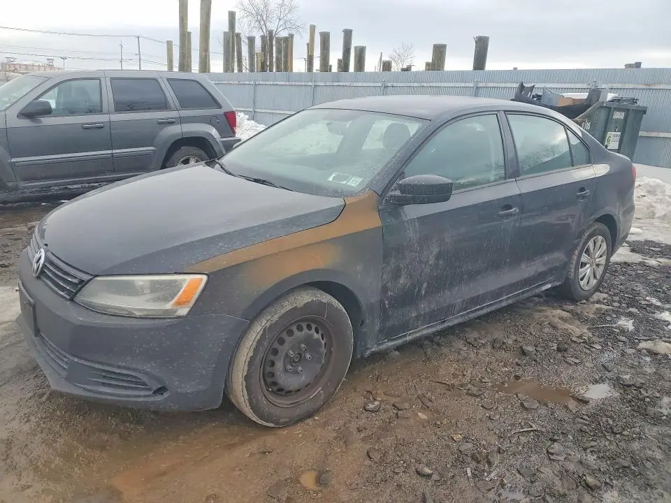 3VW2K7AJ3EM310843