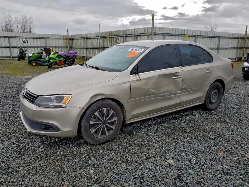 3VW2K7AJ4DM228490