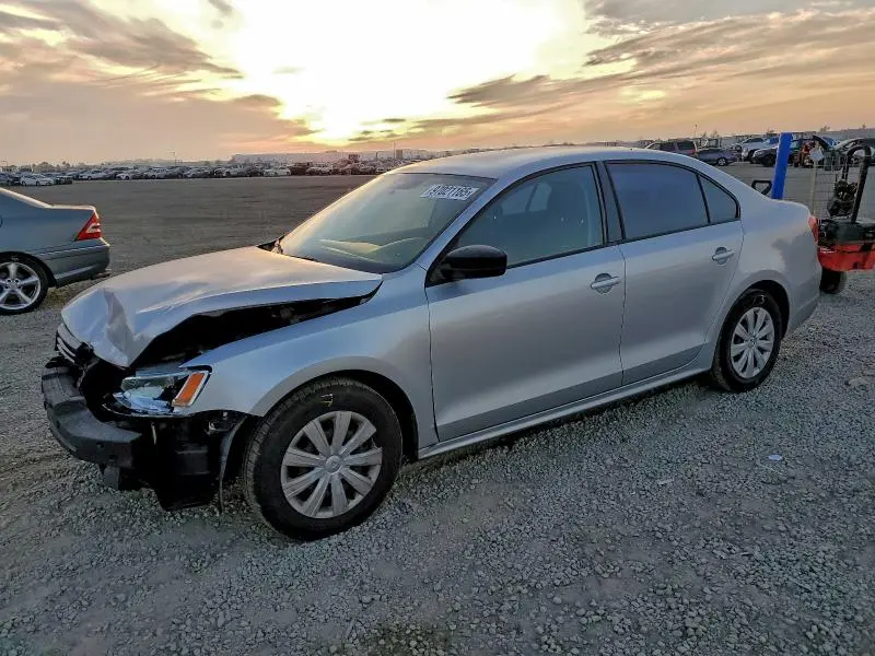 3VW2K7AJ5CM305074