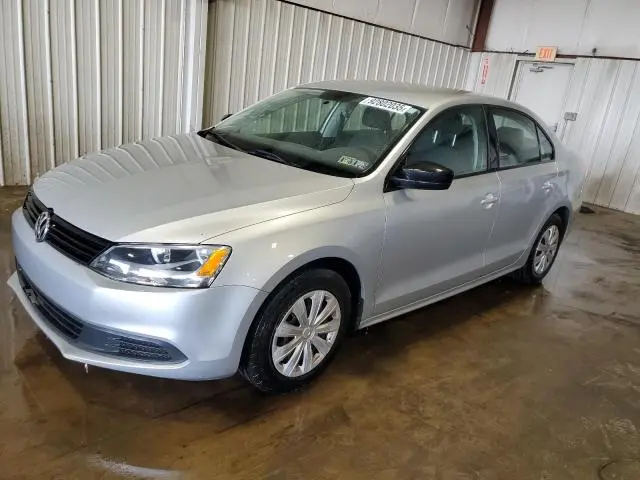 3VW2K7AJ5DM271123