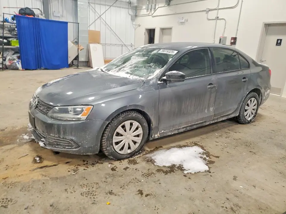 3VW2K7AJ5DM381315
