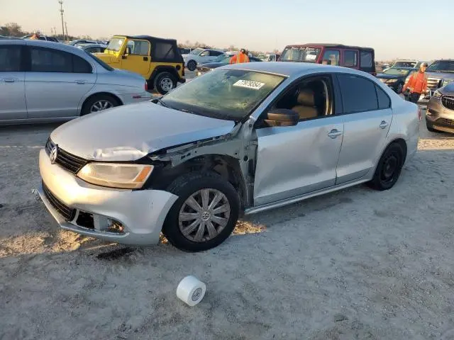 3VW2K7AJ5EM310424