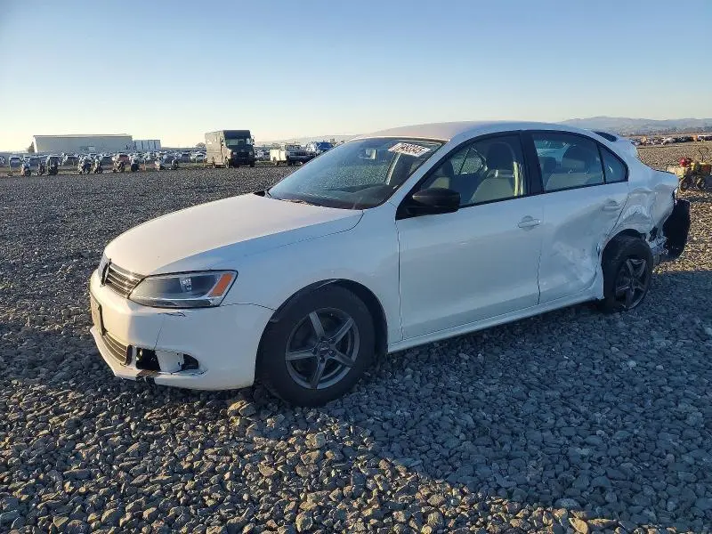 3VW2K7AJ6CM408374