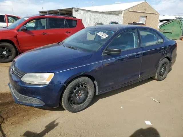 3VW2K7AJ8CM382103