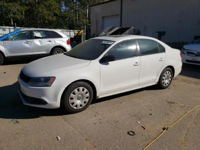 3VW2K7AJ8CM407663