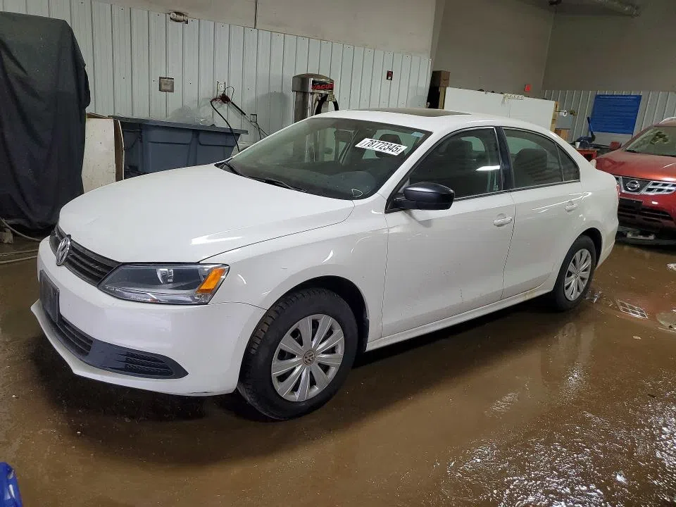 3VW2K7AJ8DM304941