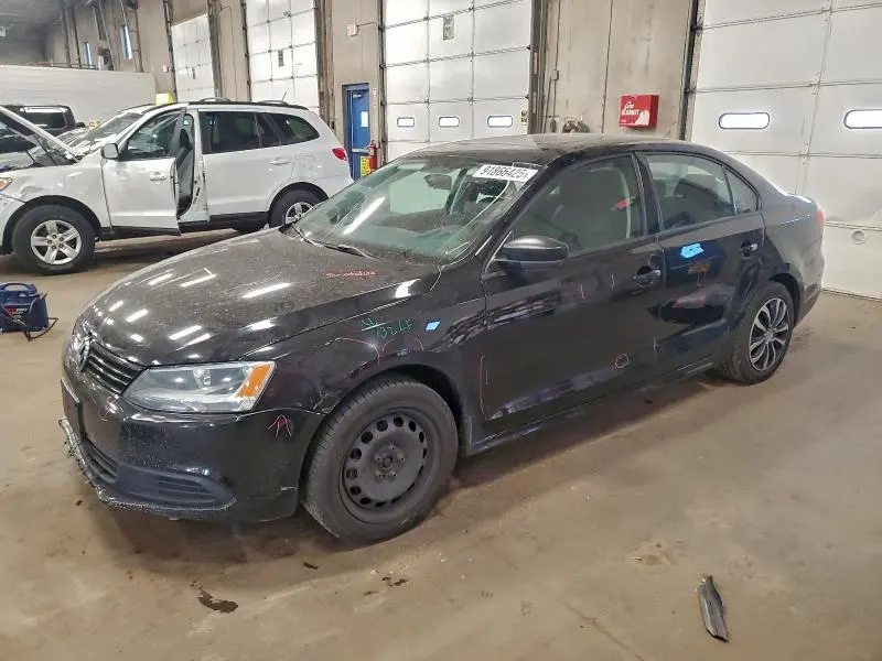 3VW2K7AJ8DM370681