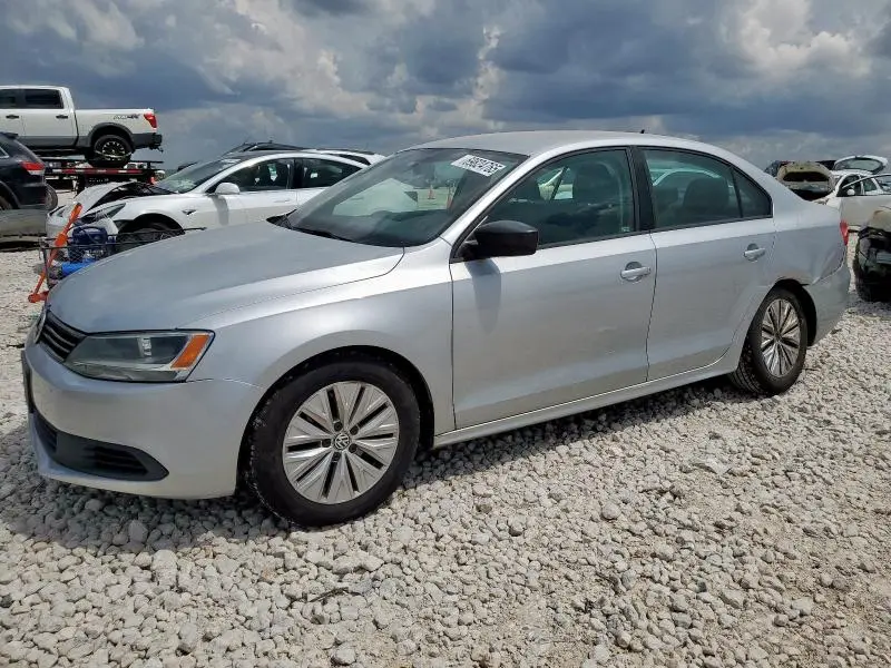 3VW2K7AJ8EM208874