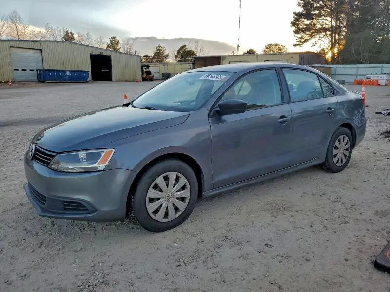 3VW2K7AJ8EM305878