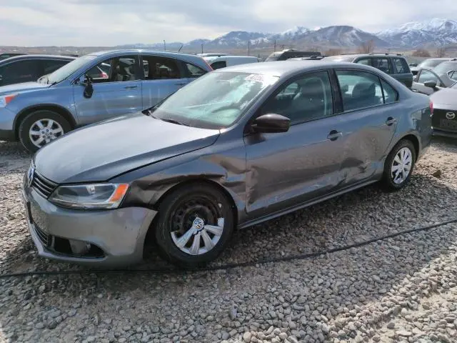 3VW2K7AJ8EM428824