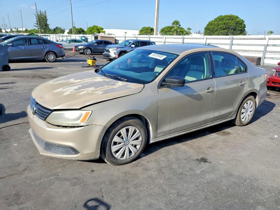 3VW2K7AJ8FM273306
