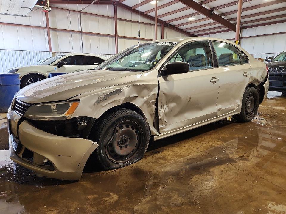 3VW2K7AJ9CM122261