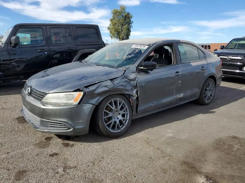 3VW2K7AJ9CM384698