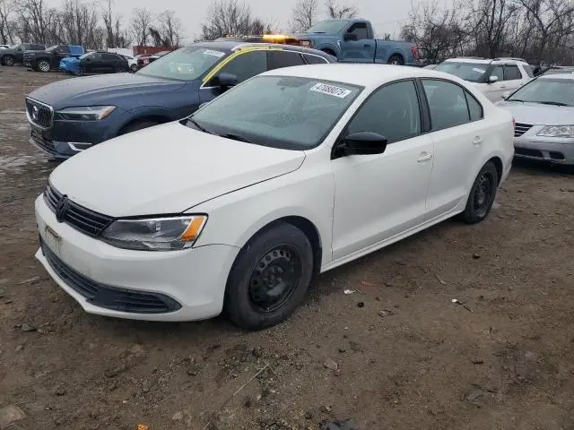 3VW2K7AJ9DM311137