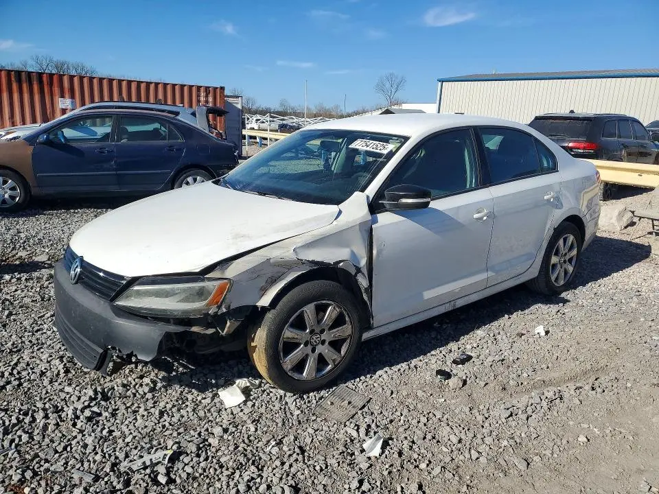 3VW2K7AJXBM308048