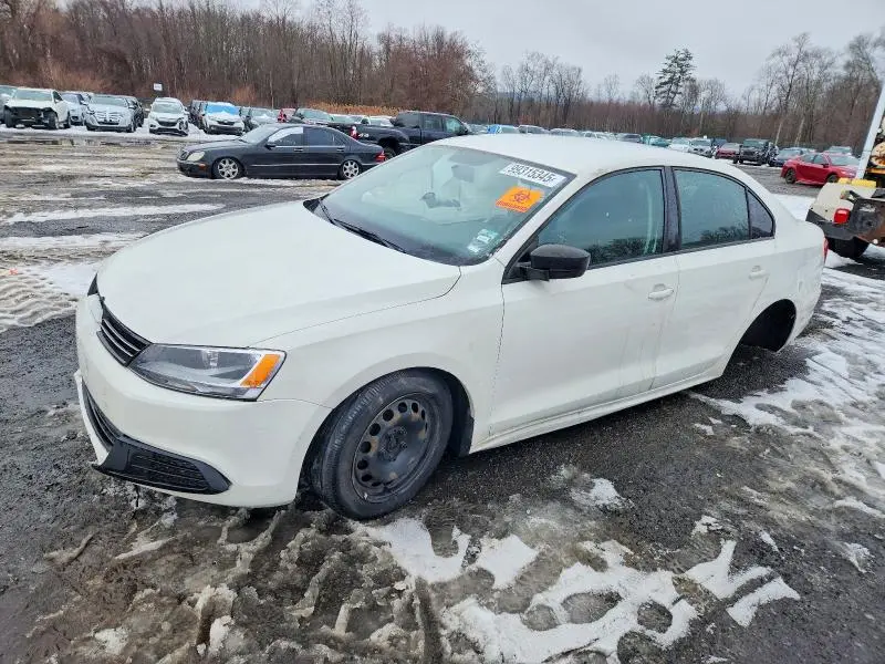 3VW2K7AJXCM400245