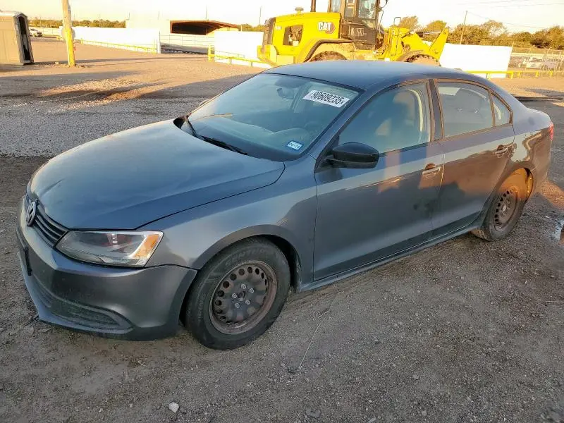 3VW2K7AJXEM230200