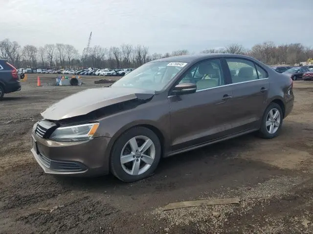 3VW3L7AJ0EM322532