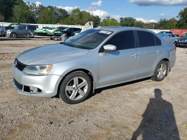 3VW3L7AJ1CM385698