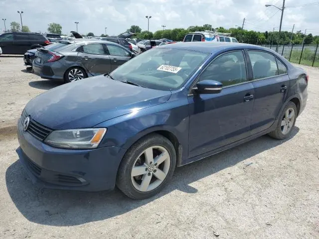 3VW3L7AJ1CM454650