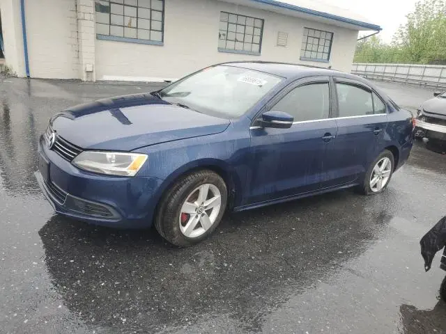 3VW3L7AJ2DM387655