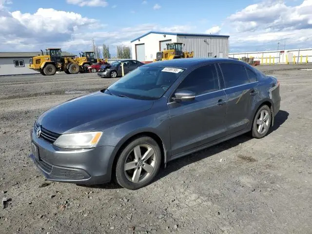 3VW3L7AJ4EM273755
