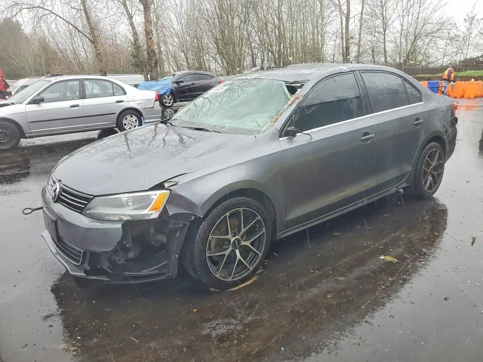 3VW3L7AJ5EM378501