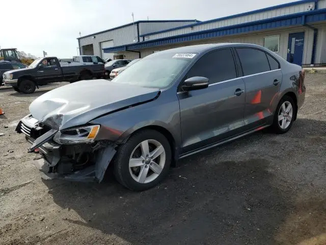3VW3L7AJ6DM436064