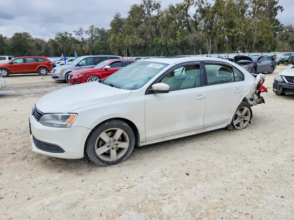 3VW3L7AJ8CM402416