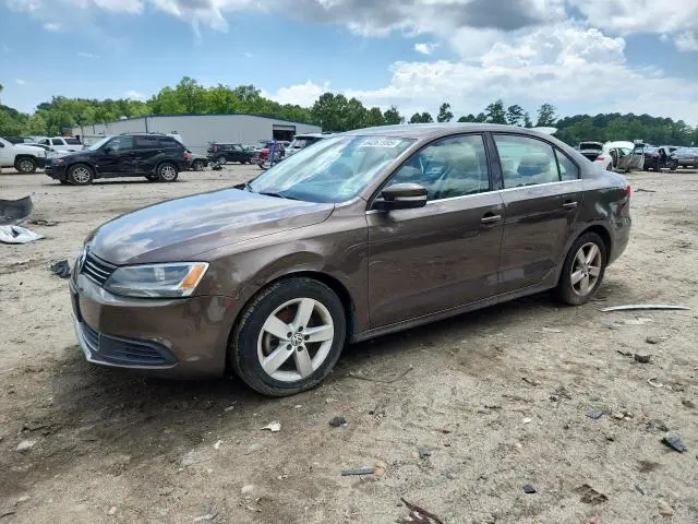 3VW3L7AJ9EM303218