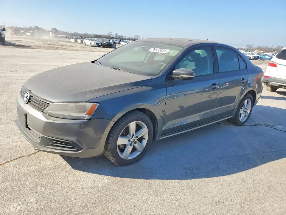 3VW3L7AJXBM046887